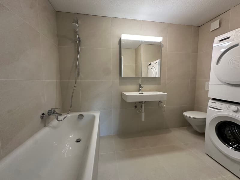 Letzte Wohnung! Frisch sanierte 4 Zimmer Wohnungen an bester Lage (6)