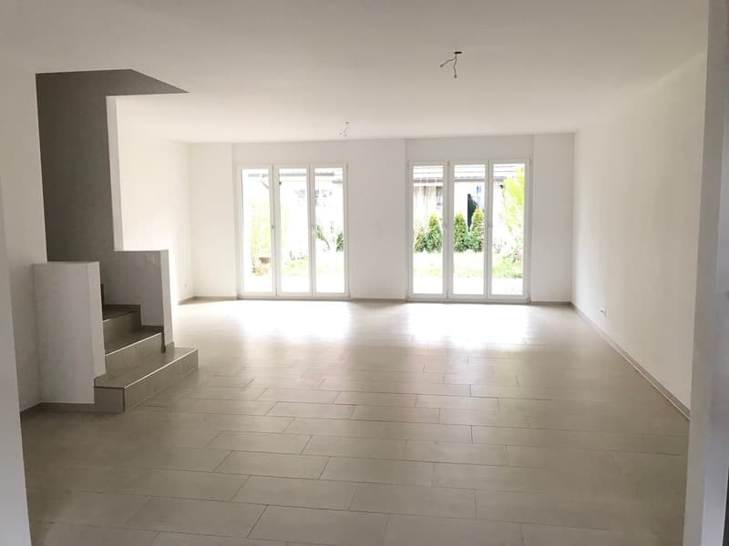 Einfamilienhaus mit grosszügigem Garten und gedecktem Sitzplatz (2)