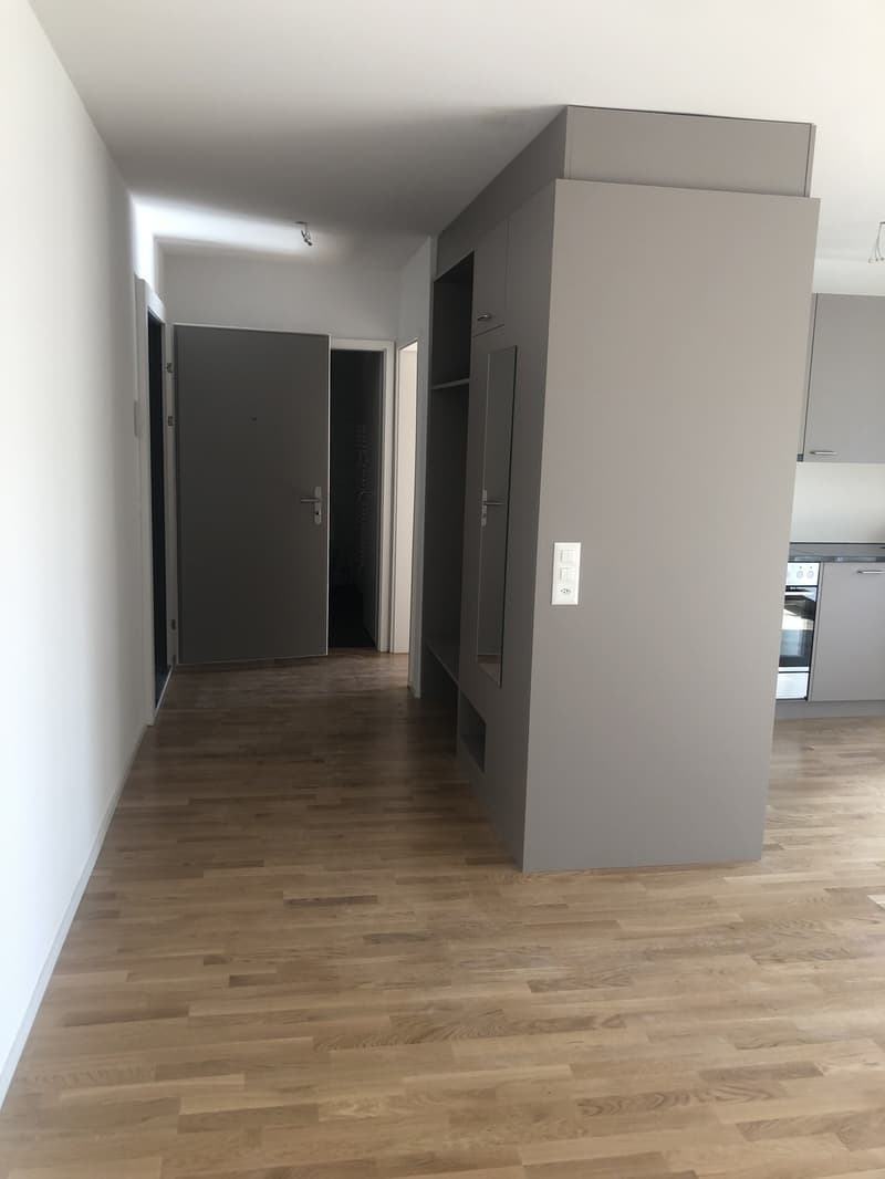 Sanierte Wohnung mit Balkon und Blick ins Grüne (2)