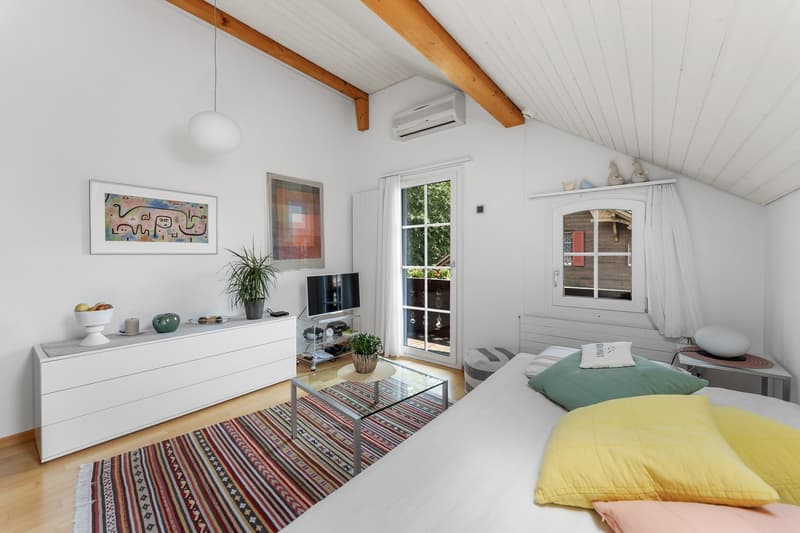 Einfamilienhaus mit Pool und Garage (7)
