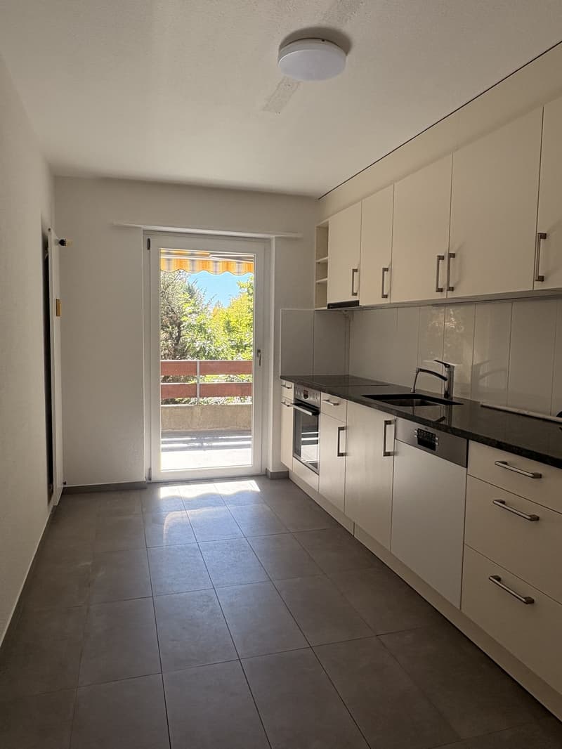 Helle 4.0-Zimmerwohnung mit Balkon (1)