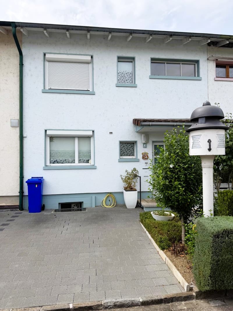 4.5-Zimmer-Reiheneinfamilienhaus in Therwil (1)