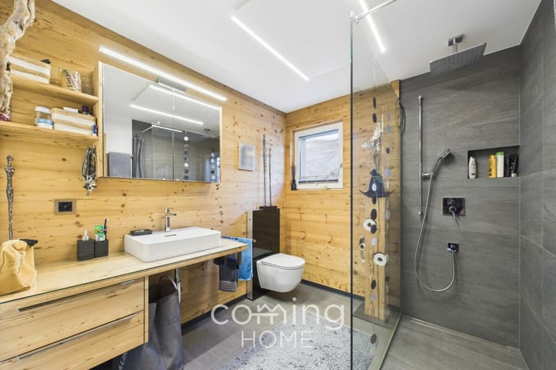 Turtmann - Helle 4.5-Zimmer-Wohnung mit offener Küche und Terrasse, sofort verfügbar (9)