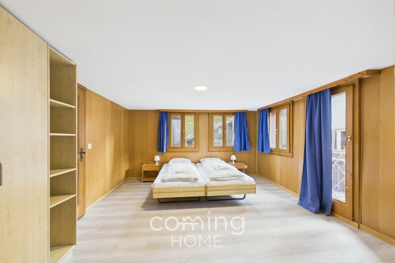 Einladende 3.5-Zimmer-Wohnung in Saas-Grund - Bergblick, zwei Balkone und viel Sonne (4)