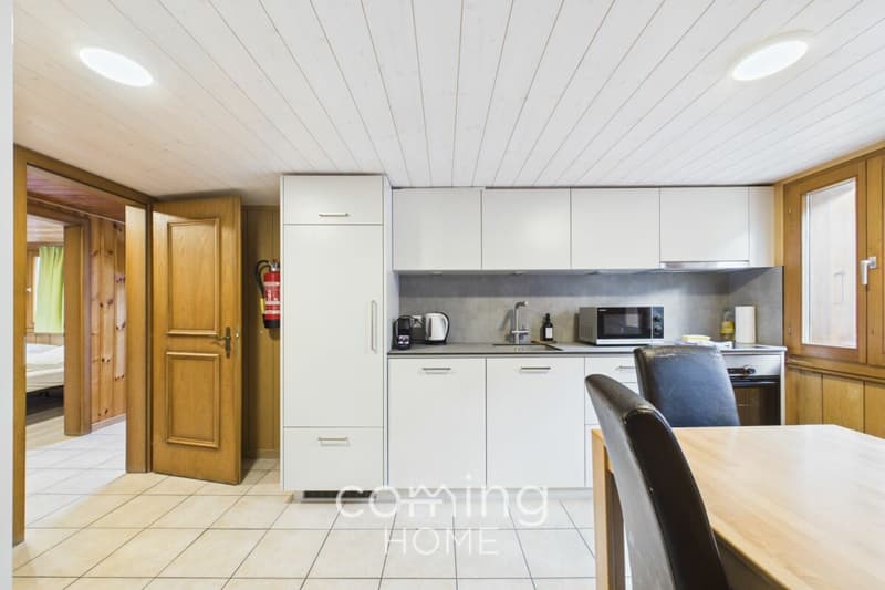 Einladende 3.5-Zimmer-Wohnung in Saas-Grund - Bergblick, zwei Balkone und viel Sonne (3)