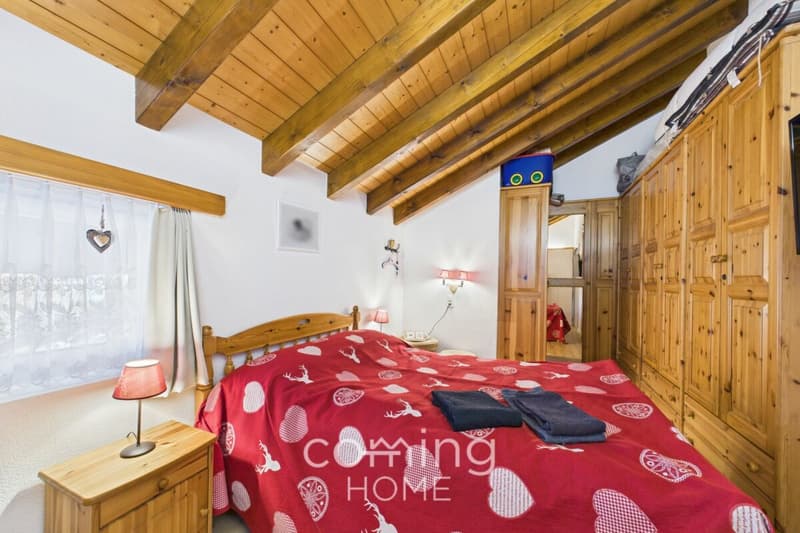 3-bedroom house in Eisten?sunny hillside location with a balcony, mountain views, and a spacious lot (10)