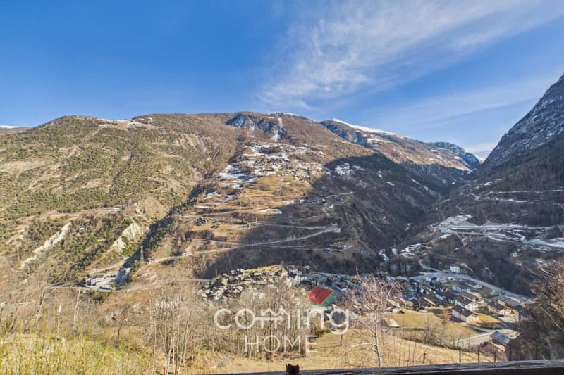 Plenty of space and potential for expansion - a single-family home in sunny Stalden (2)