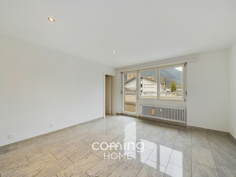 Un penthouse de rêve avec vue panoramique sur les montagnes - votre appartement de 4,5 pièces au-dessus des toits de Brigue-Glis (9)