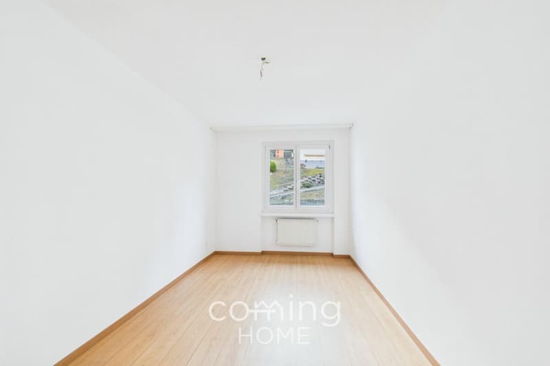 Appartement lumineux de 3,5 pièces avec balcon et vue sur les montagnes, situé dans un quartier calme (8)