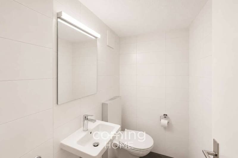 Moderne 4.5 Zimmerwohnung in Brig-Glis mit Balkon und Bergsicht (12)