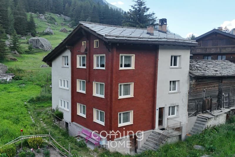 Cosy 3.5 room apartment in Saas-Balen, Valais charm with renovation potential (1)
