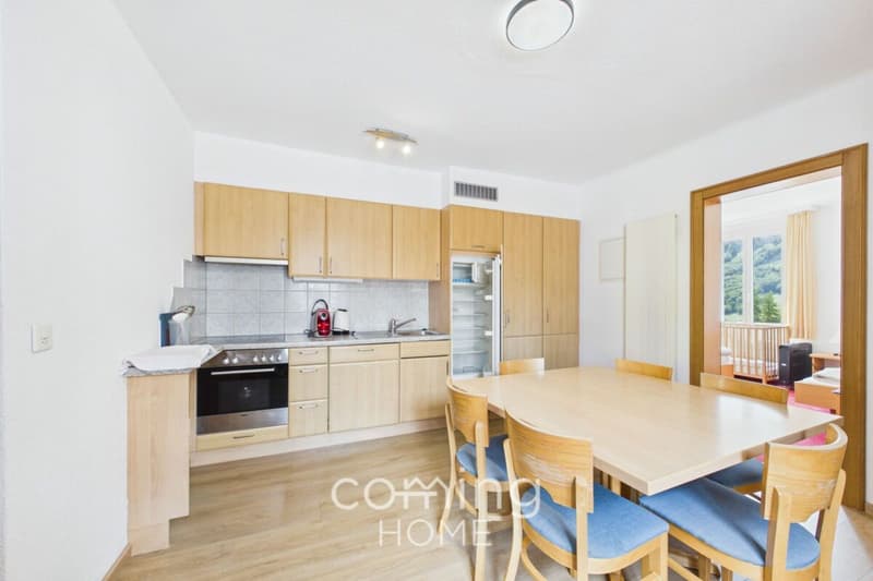 Appartement ensoleillé de 3,5 pièces à Loèche-les-Bains avec vue sur les montagnes et balcon (2)