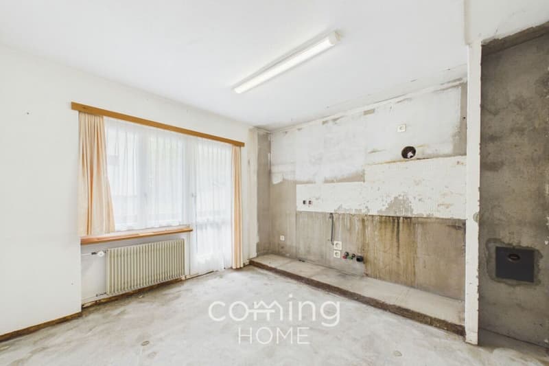 Charming 4.5-room apartment in Wiler with panoramic views of the Alps (4)