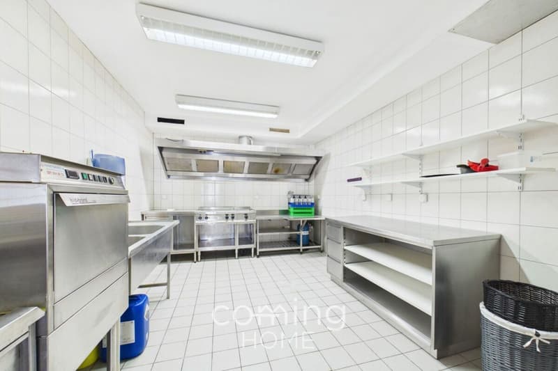 Traditionelles Dorfrestaurant in Stalden mit rund 80 Sitzplätzen, sofort verfügbar (14)
