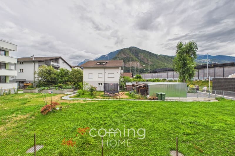 Moderne 3.5 Zimmerwohnung in Visp mit zwei Balkonen und Bergsicht (11)