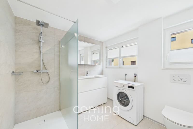 Moderne 3.5 Zimmerwohnung in Visp mit zwei Balkonen und Bergsicht (9)
