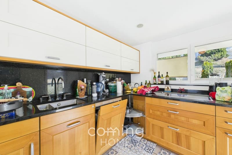 Élégant appartement de 5,5 pièces avec jardin d'hiver et vue sur les montagnes à Ried-Brig (3)