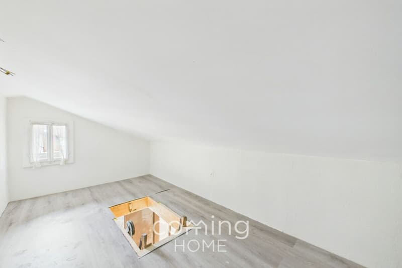 Moitié de maison comprenant trois logements à Saas-Balen (7)
