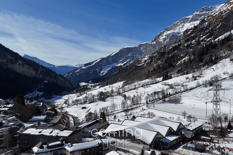 Studio rénové avec goût à Loèche-les-Bains, avec vue panoramique sur les Alpes et ascenseur (3)
