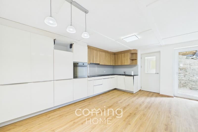 4-Zimmer-Wohnung in Eggerberg - modernisiert 2022-2024, Südhang, Bergsicht (3)