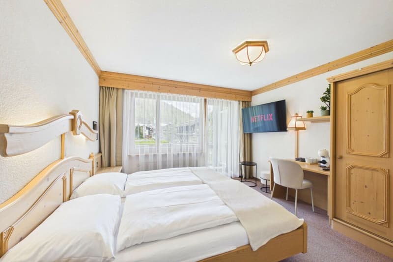 Möbliertes Hotelzimmer mit Balkon - wochenweise in Saas-Almagell (4)