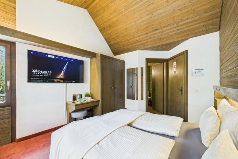 Möbliertes Hotelzimmer mit Balkon - wochenweise in Saas-Fee (4)