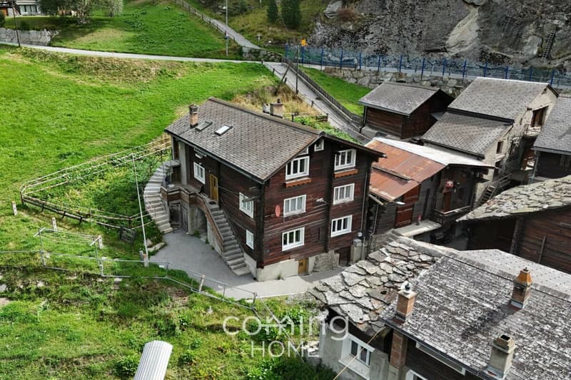 Charmante 4-Zimmerwohnung in Saas-Grund mit sonniger Bergsicht (1)
