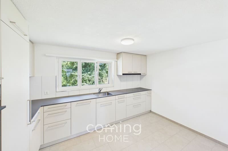 Modernisierte 4.5-Zimmer-Wohnung in Thörigen mit sonnigem Balkon (7)