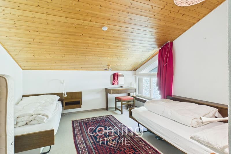Sonnige 2.5 Zimmer-Dachwohnung in Leukerbad mit Bergsicht (6)