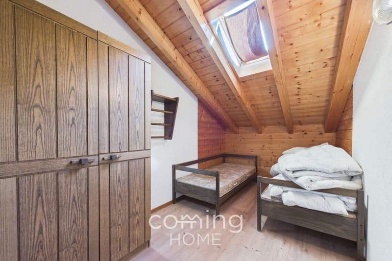Wohnen mit Bergblick - charmante 4.5-Zimmer-Wohnung in Grächen (6)