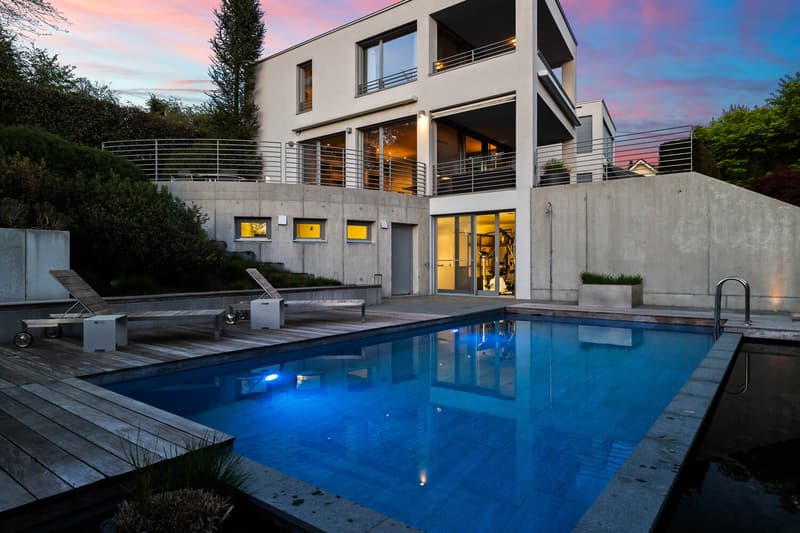 Villa mit Weitblick, Pool und Wellness in Olsberg (1)