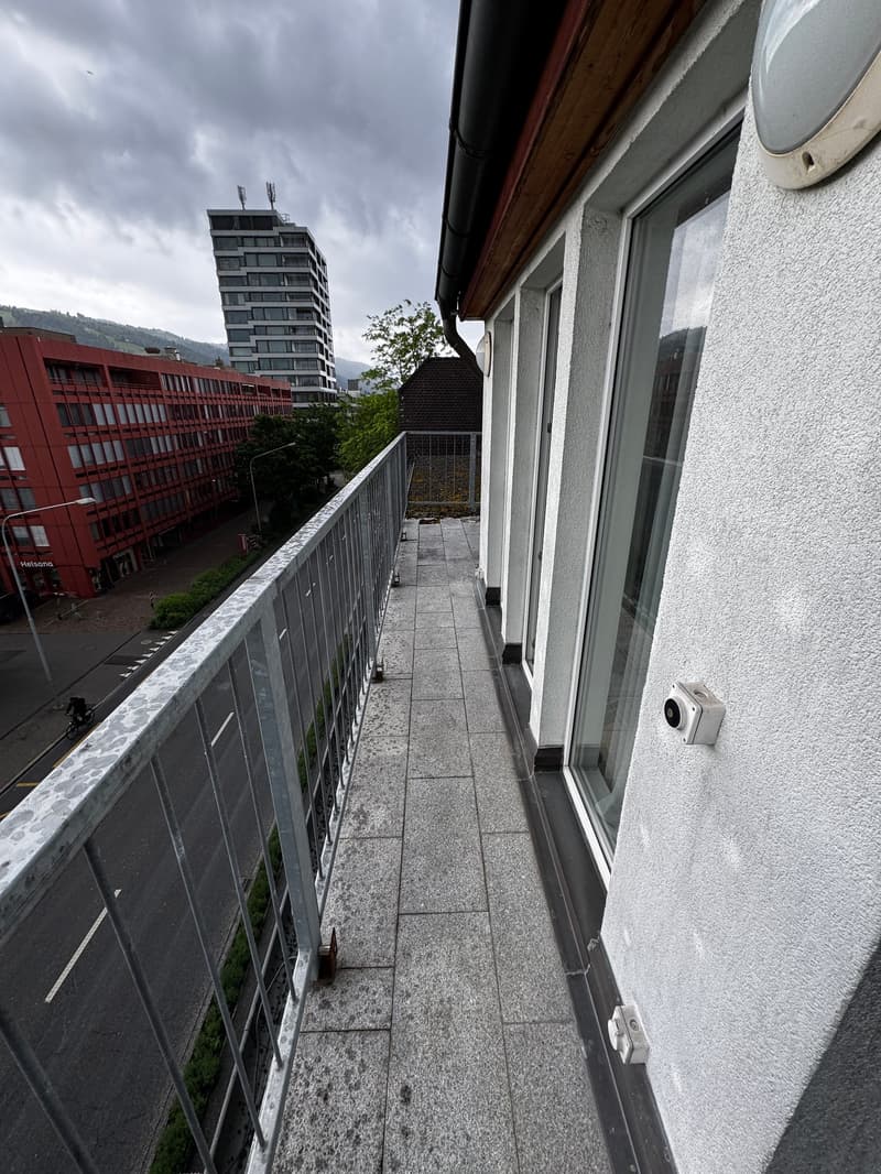 WG-Zimmer mit privater Terrasse im Dachgeschoss (4)