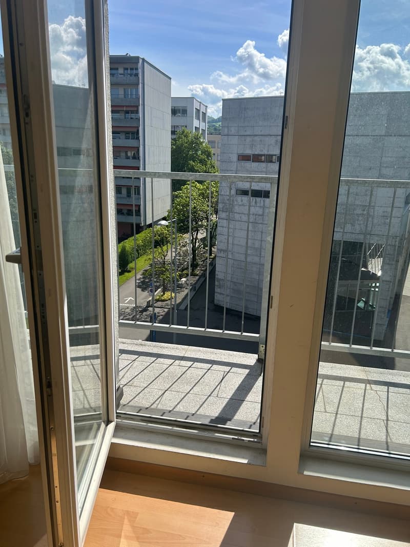 WG-Zimmer mit privater Terrasse im Dachgeschoss (10)