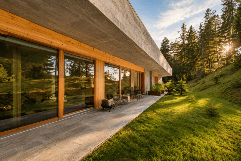 Moderne 2.5-Zimmer-Terrassenwohnung mit 20 m² Terrasse in Laax (4)