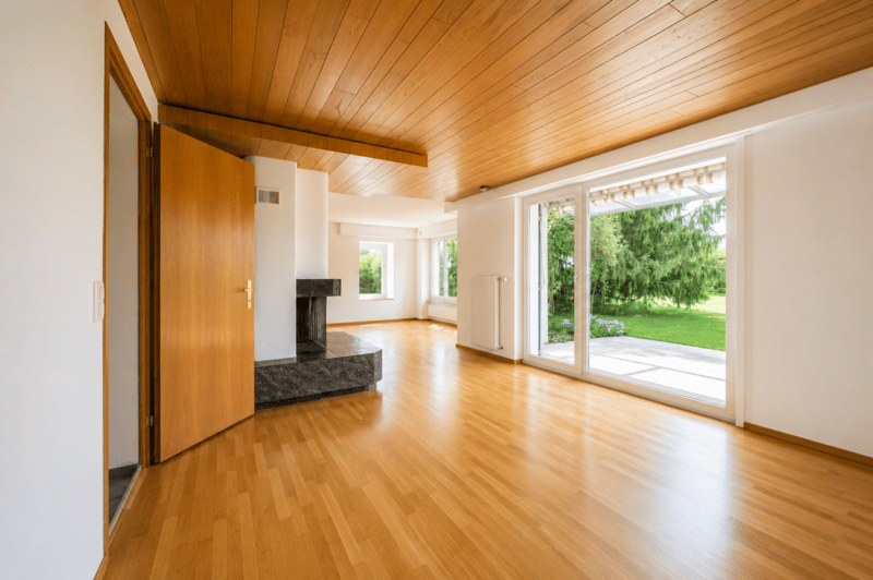 Charmantes 7-Zimmer-Einfamilienhaus mit Garten, Terrasse und Einliegerpotenzial in Uzwil (10)