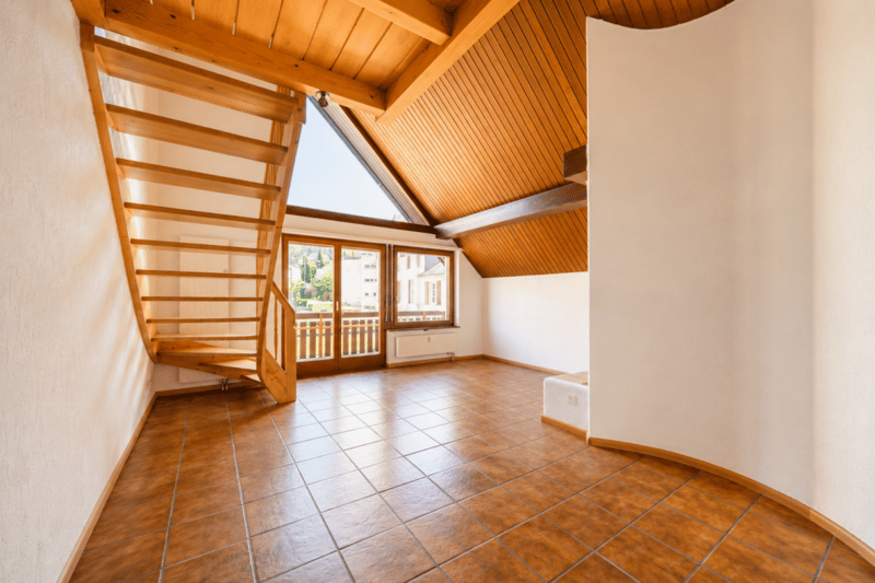 Charmante 4.5-Zimmer-Wohnung mit Cheminée & hohen Decken - Mit individuellem Modernisierungsprojekt (8)