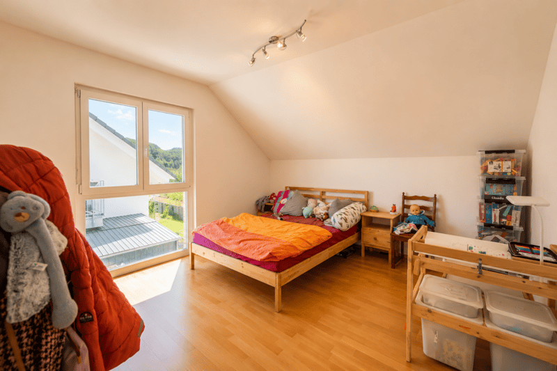 Familienparadies nahe der Aare - modernes 6.5-Zimmer-Einfamilienhaus mit Ausbaupotenzial (16)