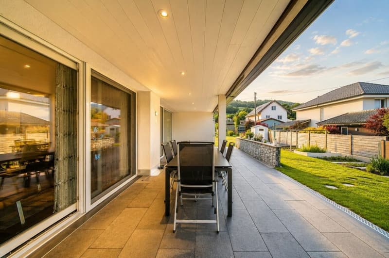 Luxuriöses Wohnen direkt am Rhein - exklusives 6.5-Zimmer-Einfamilienhaus mit traumhafter Aussicht (20)