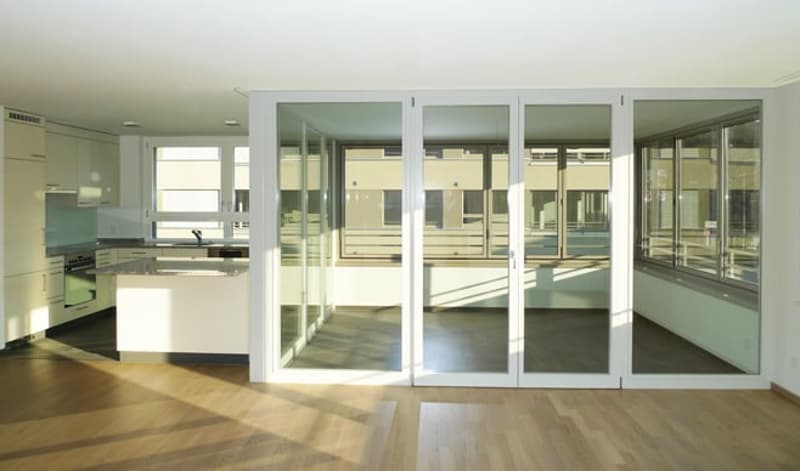 Helle 4.5-Zimmer-Wohnung mit Balkon in Bottmingen (8)