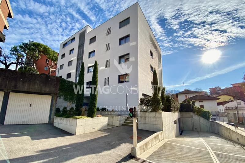 Lugano: Penthouse-Wohnung mit grosser Terrasse zu verkaufen (10)