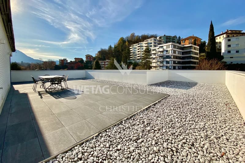 Lugano: Penthouse-Wohnung mit grosser Terrasse zu verkaufen (1)