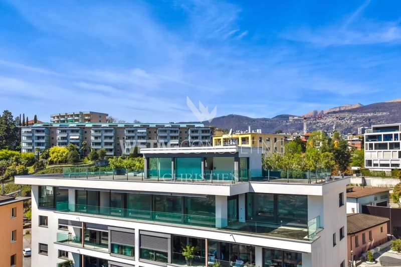Lugano: Duplex-Penthouse-Wohnung mit grosser Dachterrasse zu verkaufen mit 1120° Blick auf den See & die Stadt (2)