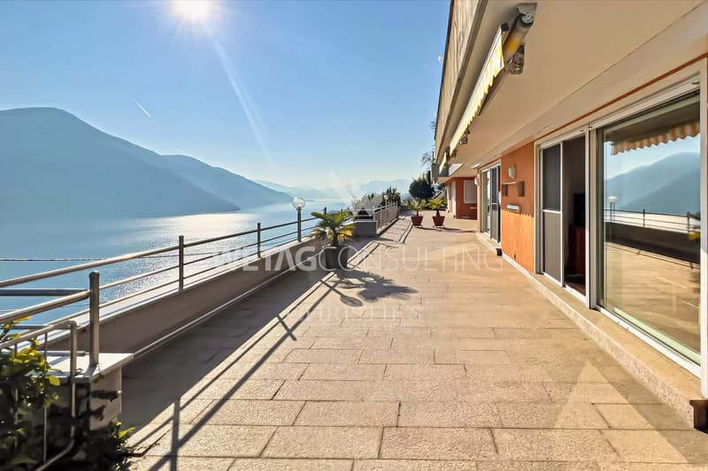 Villa im modernen Stil mit grossen Terrassen & Panoramablick auf den Lago Maggiore in Brissago zu verkaufen (2)