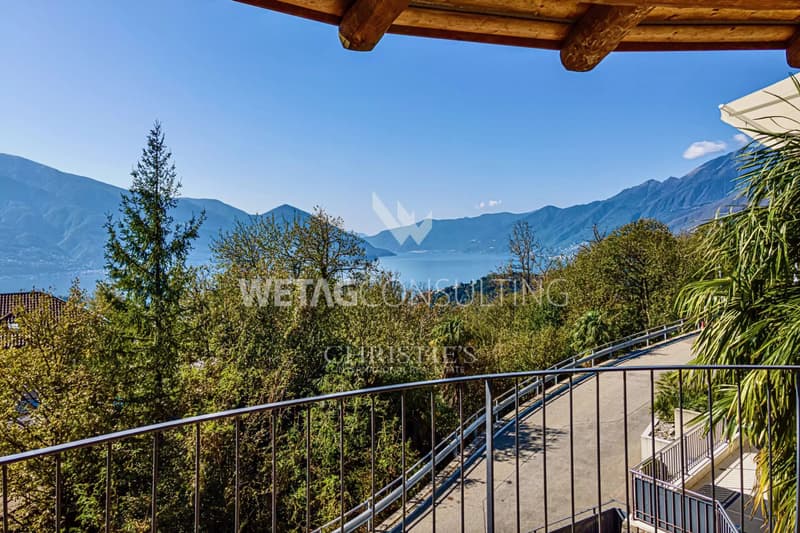 Charmante Villa mit Blick auf den Lago Maggiore in Locarno-Monti zu verkaufen (2)