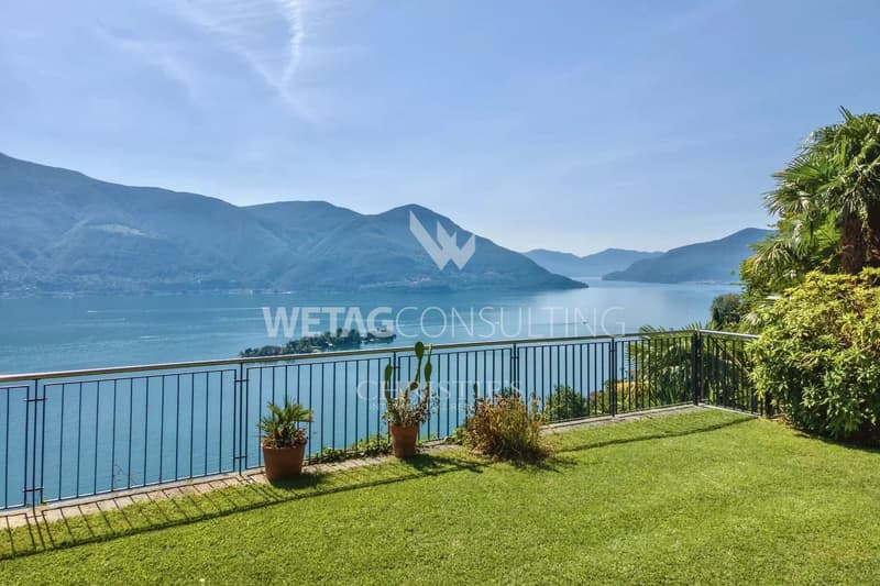 Geräumige Villa mit Gästehaus, Aussenpool & Blick auf den Lago Maggiorein Ronco sopra Ascona zu verkaufen (1)
