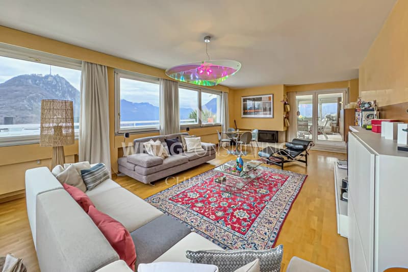 Elegante Penthouse-Wohnung mit Blick auf den Luganersee in Lugano-Carona zu verkaufen (1)