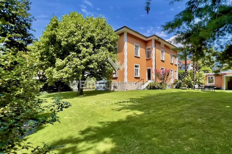 Vollständig renovierte historische Villa mit grossem Garten in Arbedo zu verkaufen (1)