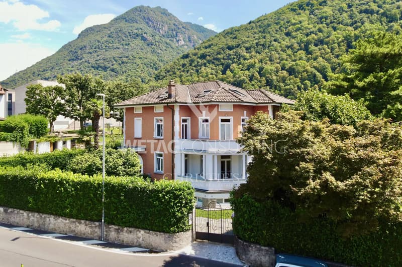 Vollständig renovierte historische Villa mit grossem Garten in Arbedo zu verkaufen (12)