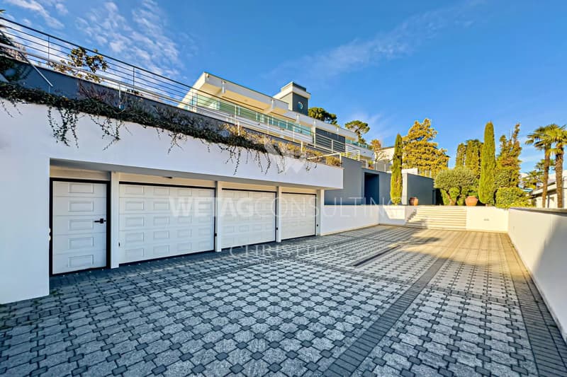 Lugano-Sorengo: moderne Villa mit atemberaubendem Blick auf den Luganersee & Pool zu verkaufen (13)