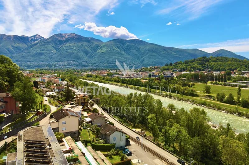 Beautiful building land in Solduno with panoramic views for sale (5)